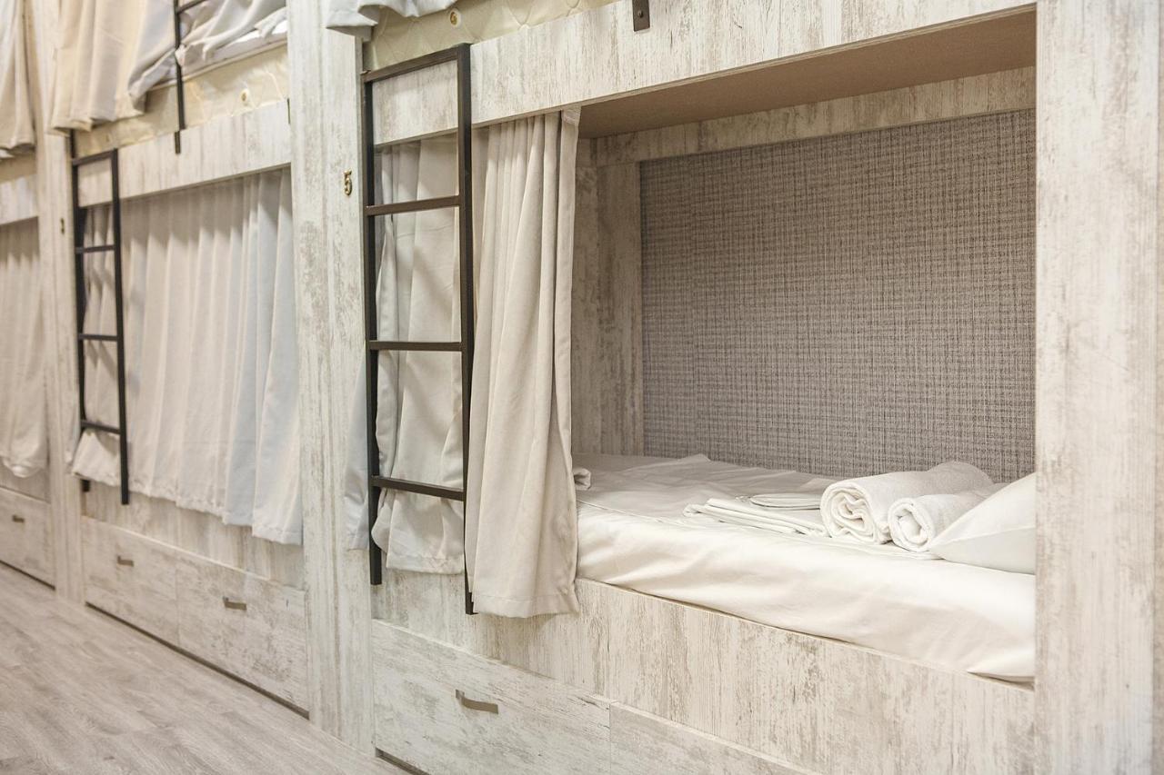 Blossom Hostel Updated ! Обновлено !!! City Center! Perfect Order!!! Snow-White Bed Linen!!! Идеальный Порядок!!! Белоснежное Постельное Белье!!! Центр Города !!! Тбилиси Экстерьер фото